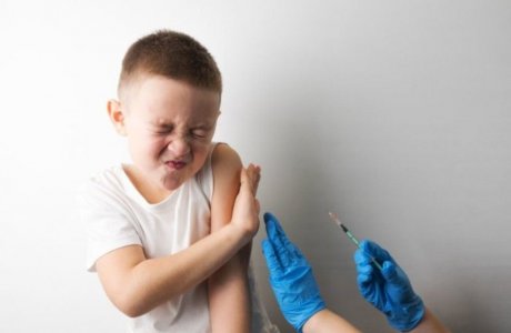Қазақстанда балаларға Pfizer вакцинаcын салу қарастырылуда