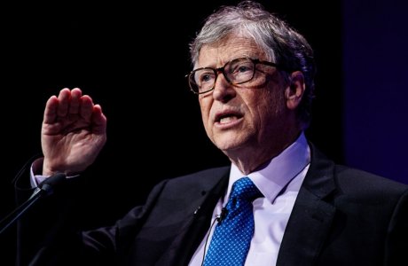 Билл Гейтс коронавирустық пандемияның қашан аяқталатыны туралы айтты